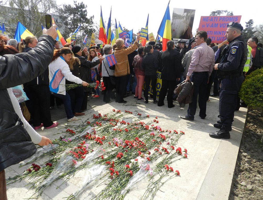 info-sud-est-protest-pestera-8