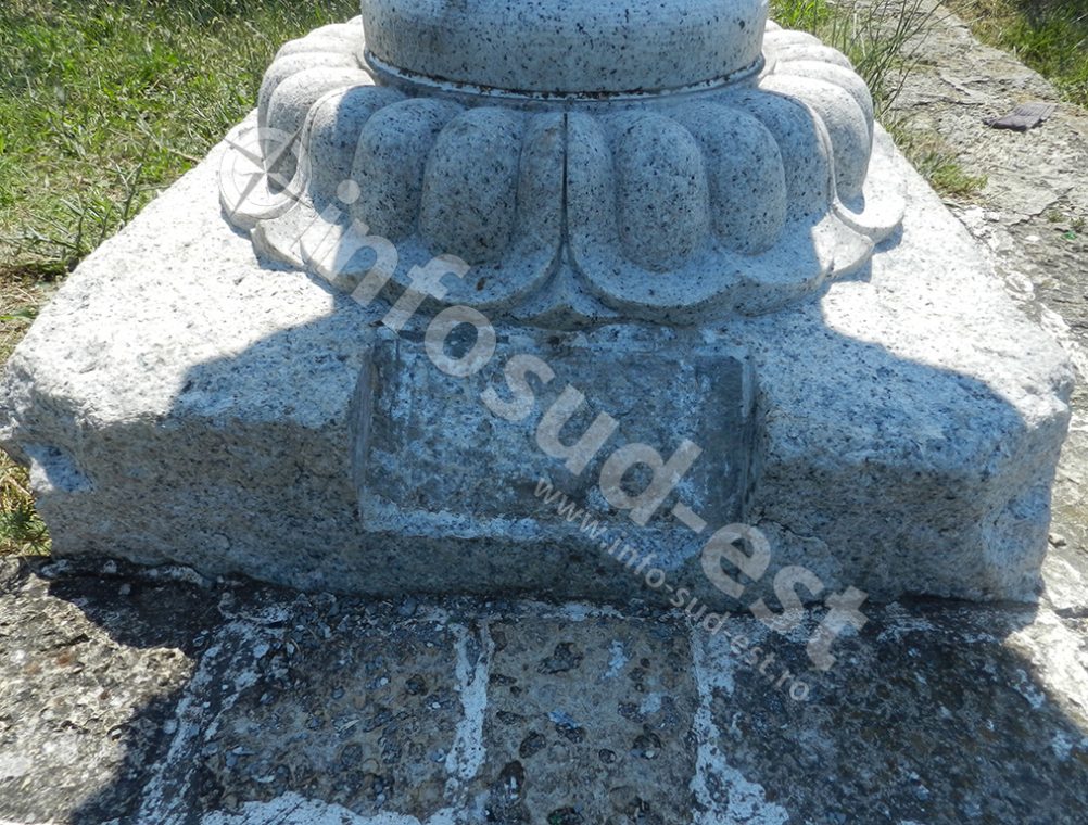 info-sud-est-lampa-japoneza6