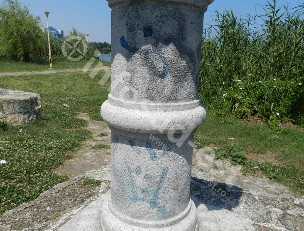 info-sud-est-lampa-japoneza9