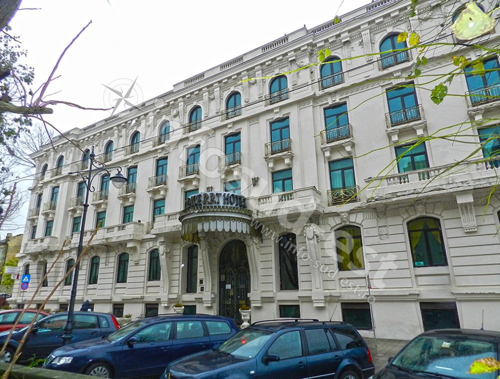 info-sud-est-hotel-palace4