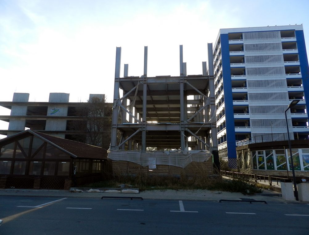 info-sud-est-cladiri-neterminate-mamaia (2)