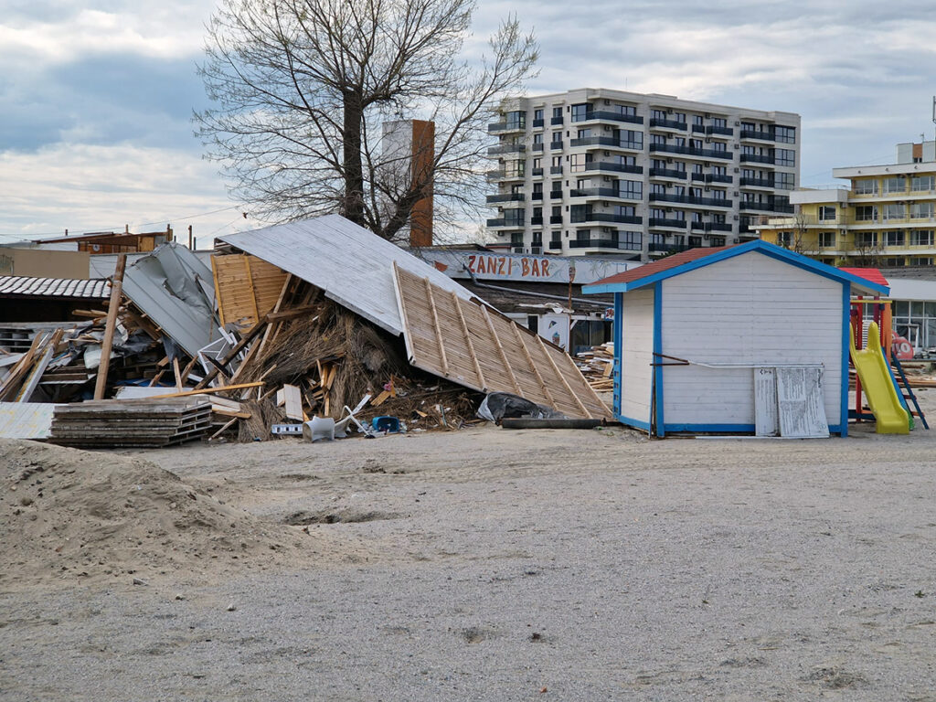 statiunea mamaia aprilie 2023 sezon estival turism turisti