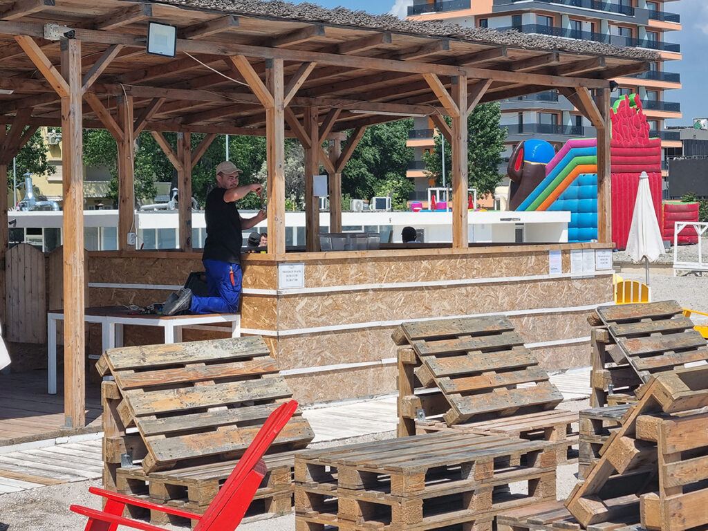 statiunea mamaia plaja litoral