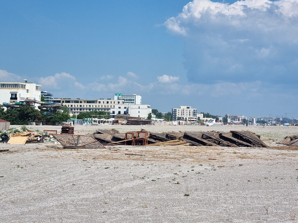 statiunea mamaia plaja litoral