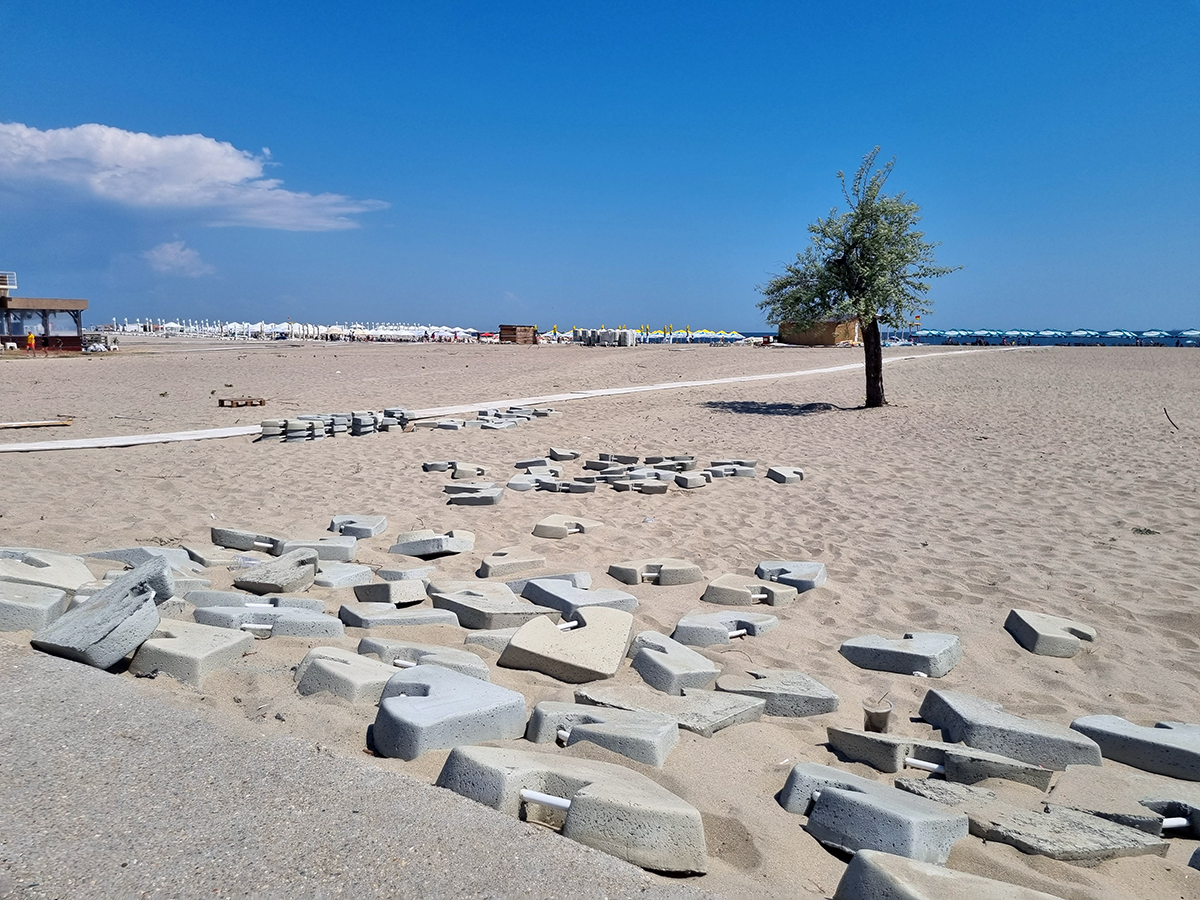 statiunea mamaia plaja litoral