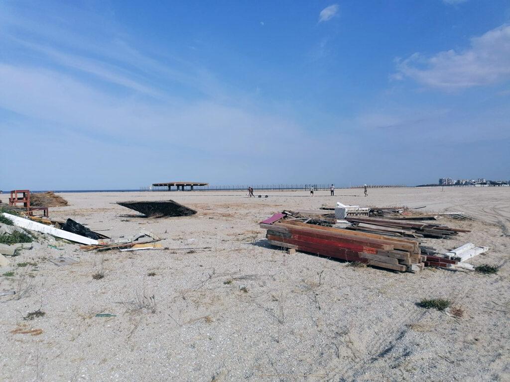 statiunea mamaia plaja litoral