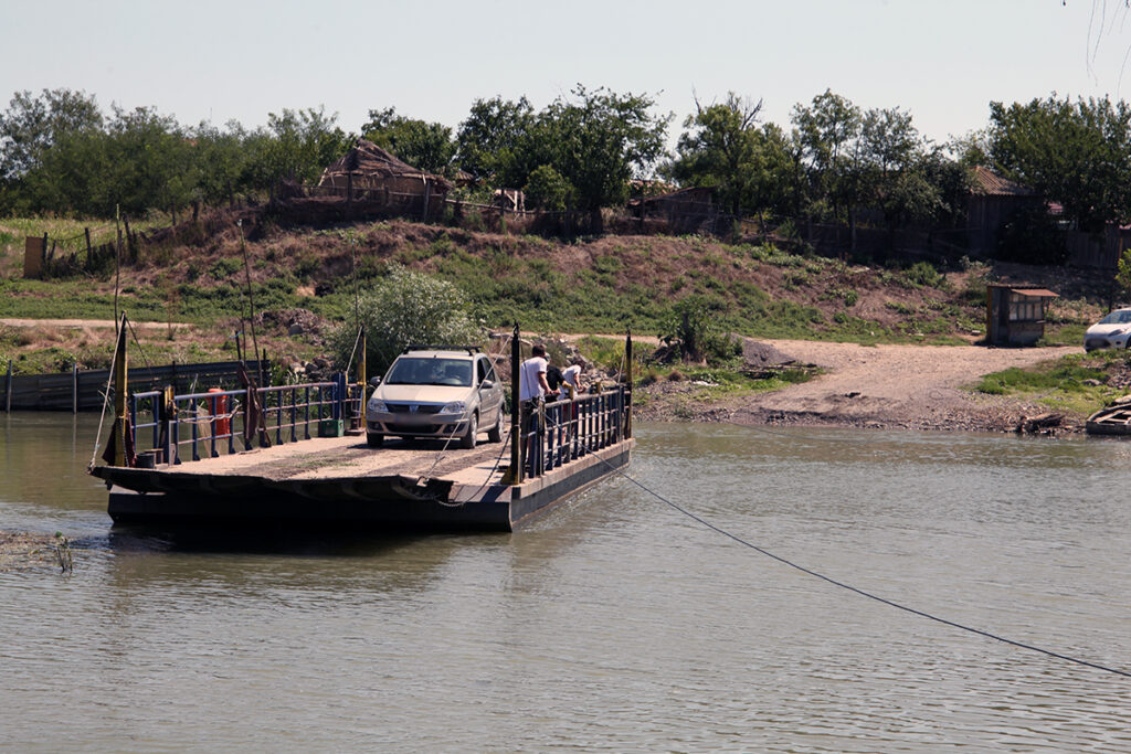 ostrovu tataru chilia case stuf penitenciar detinuti