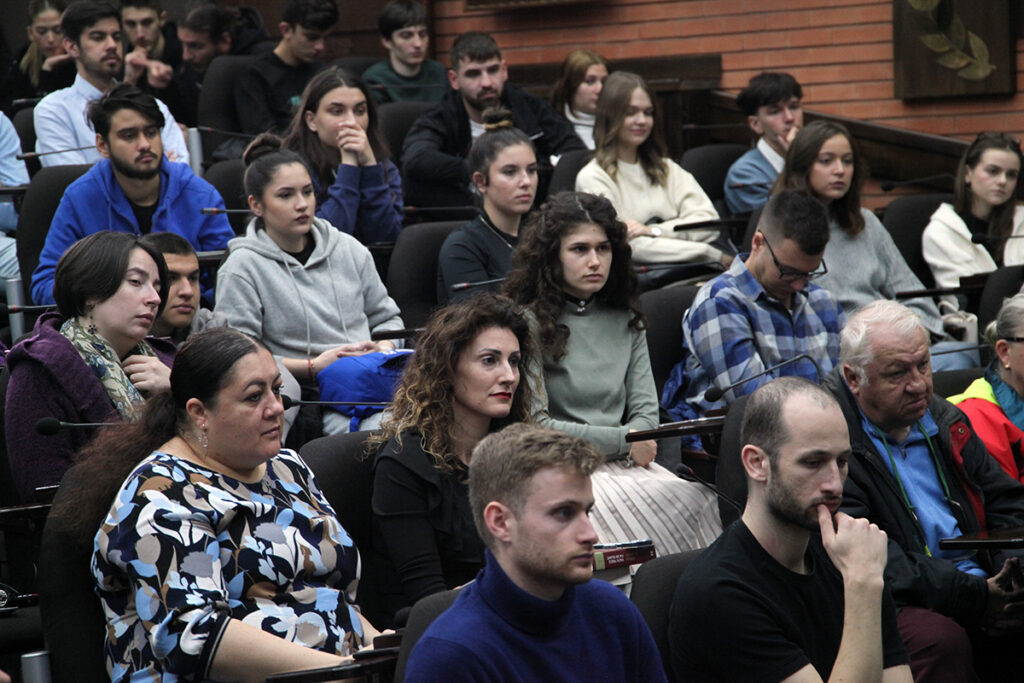 dorian galbisnki ada codau florin anghel daniel citiriga studenti ovidius