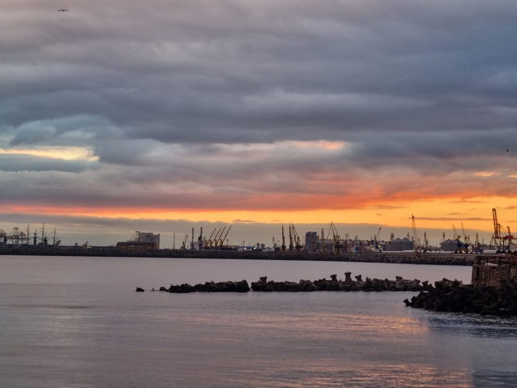 portul tomis constanta turism marea neagra faleza apus