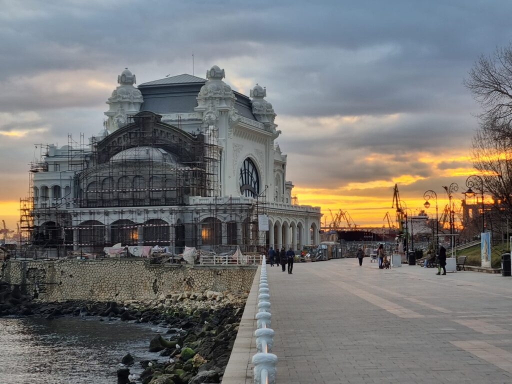 portul tomis constanta turism marea neagra faleza apus