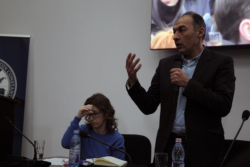 dezbatere universitatea ovidius vot parlamentul european tineri studenti cristian pantazi ada codau