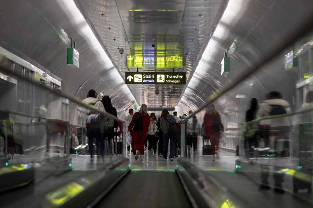 schengen aeroport otopeni