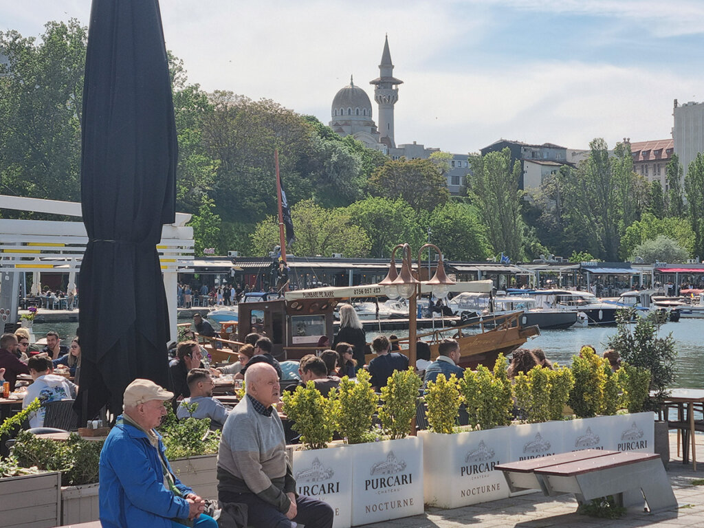 ccentrul vechi constanta faleza cazino roata panoramica 1 mai faleza cazino