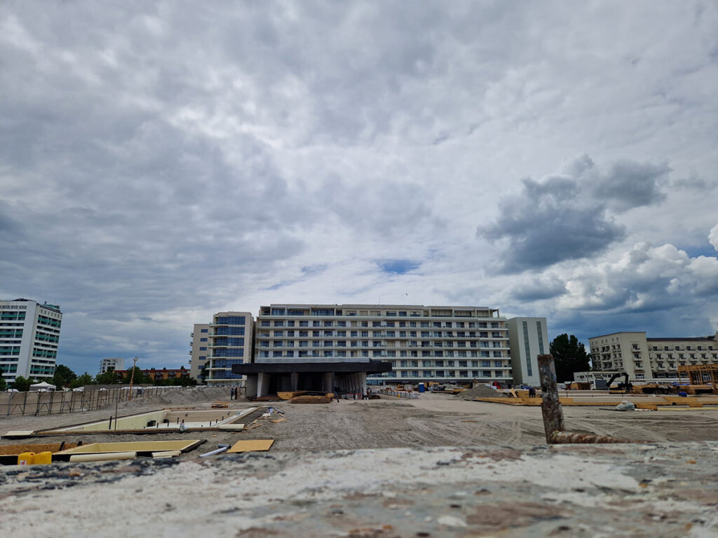 plaja caelia piscina beachbar constructii mamaia