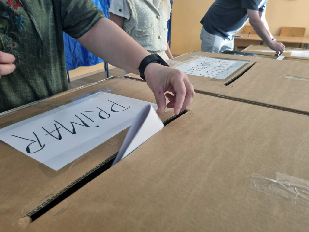 alegeri urne vot