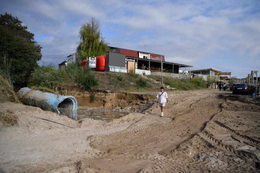 inundatii vama veche plaja litoral furtuna