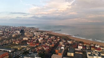 constanta plaja diguri trei papuci
