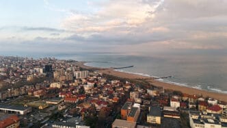 constanta plaja diguri trei papuci