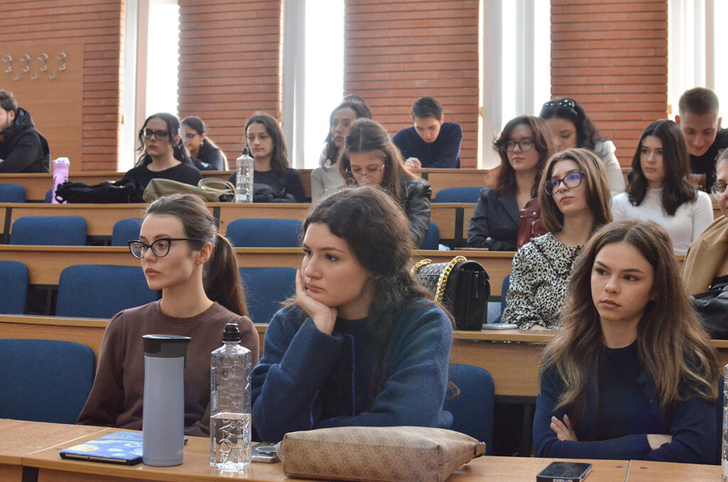 conferinta ioan stanomir ovidius