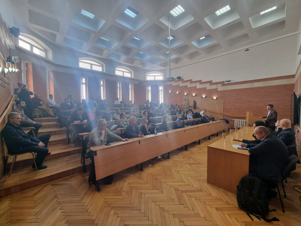 conferinta ioan stanomir ovidius