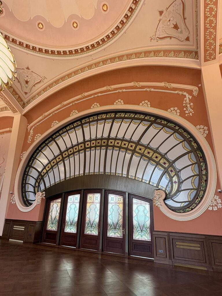 cazinoul constanta interior