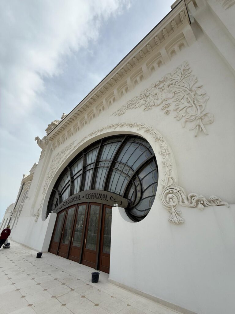 cazinoul constanta interior