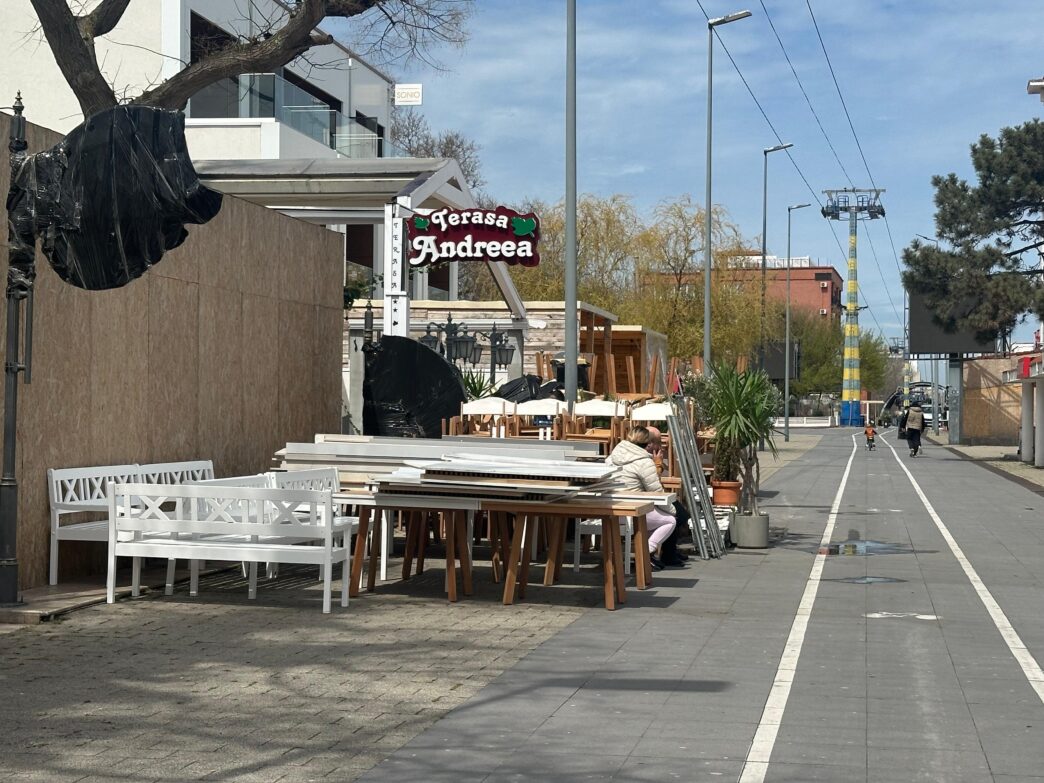 terasa mamaia preturi