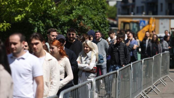 alegeri prezidentiale 2025 turul doi coada la vot regie