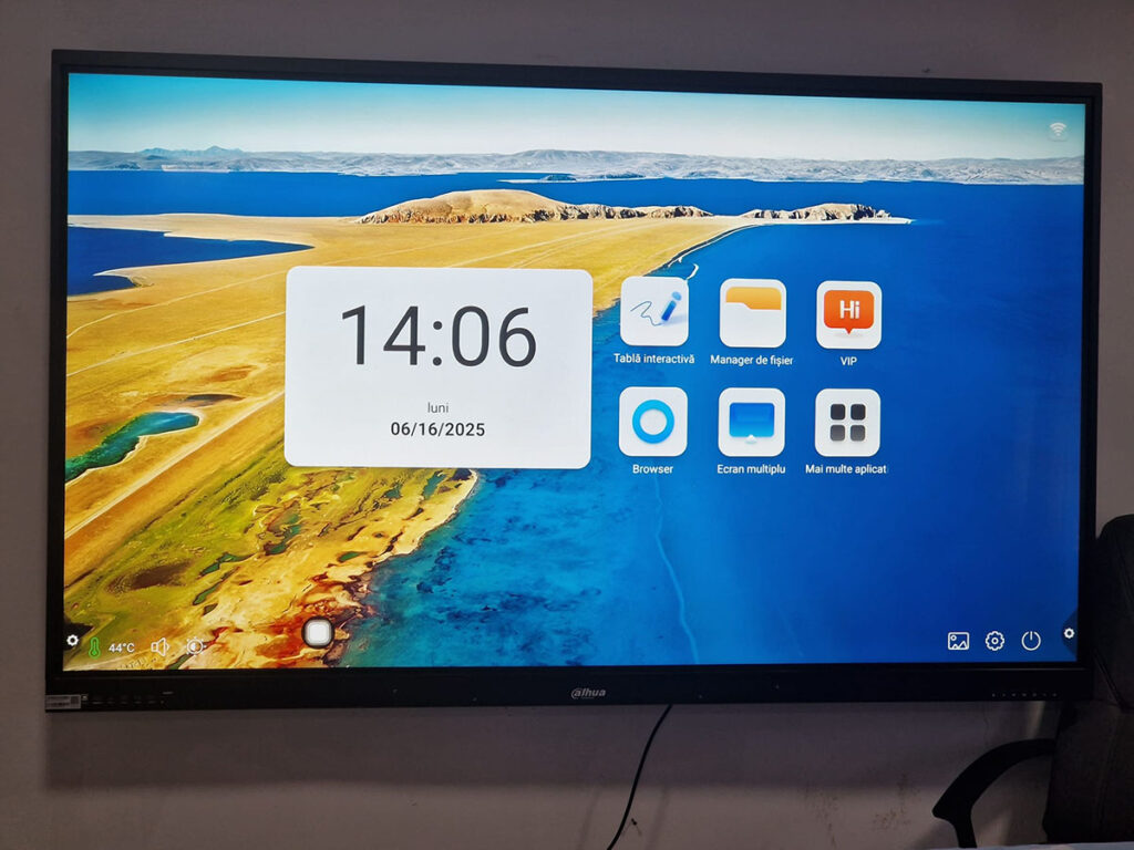 scoala dobromir digitalizare copii