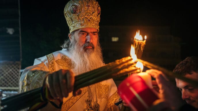 ips teodosie, slujba, arhiepiscopia tomisului, odovanie, paste paralel