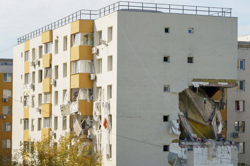 explozie bloc bucuresti
