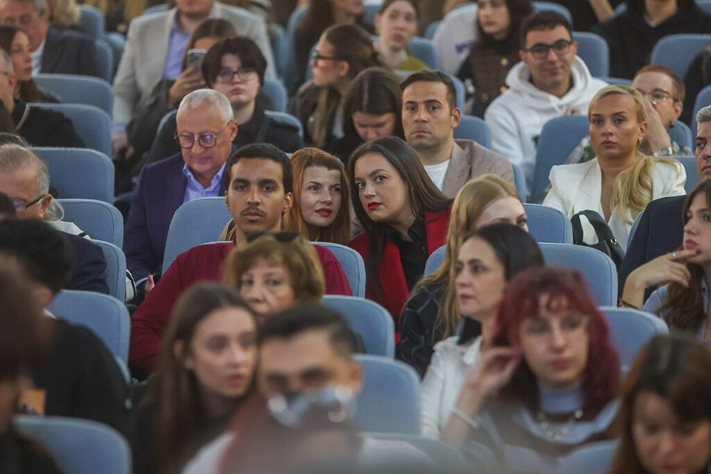 medicina studenti hala unvieristate