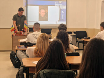 dezbatere-fake-news-liceul-traian