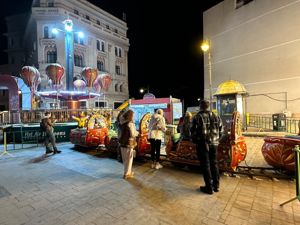 targ de craciun piata ovidiu