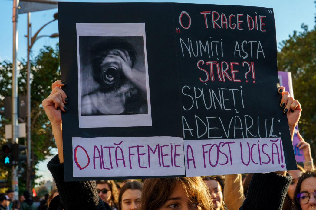 femicid protest banner siguranta femeilor