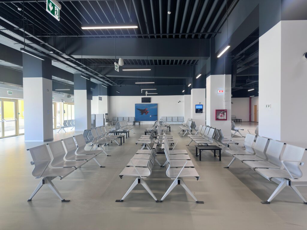 terminal pasageri kogalniceanu