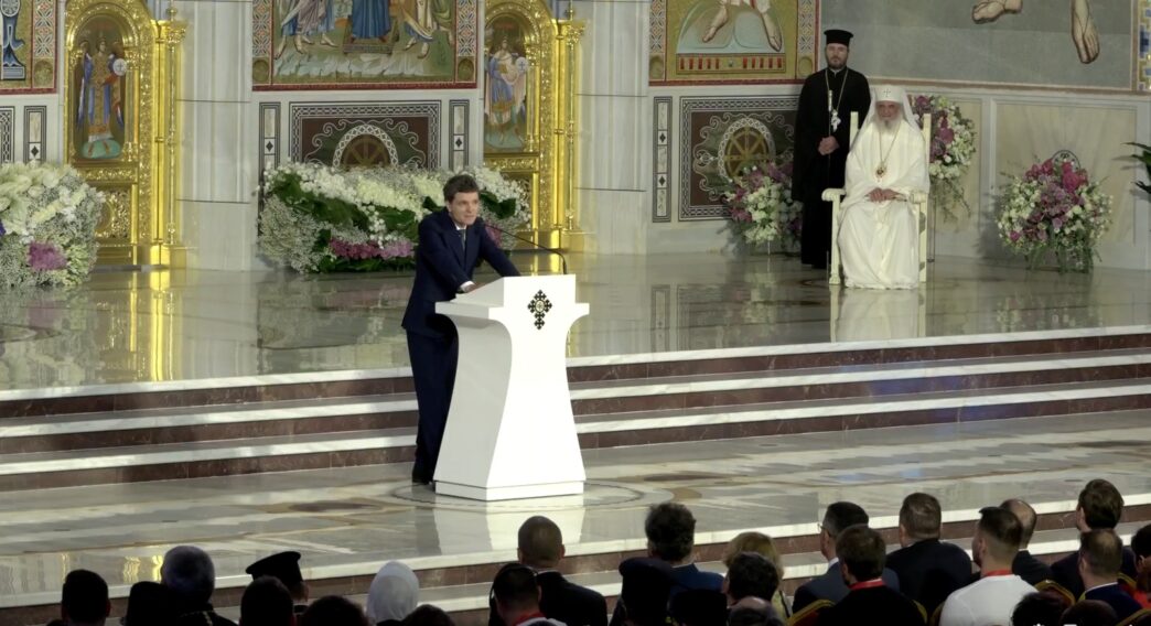 nicușor dan biserica catedrala mantuirii neamului