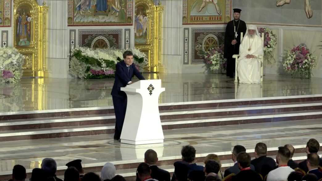nicușor dan biserica catedrala mantuirii neamului