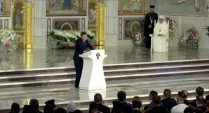 nicușor dan biserica catedrala mantuirii neamului